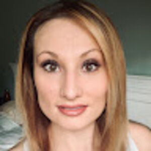 Meet your Posher, Anne-marie